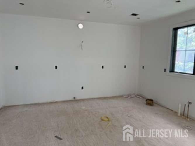 38 Mystic St, Fords, NJ 08863 photo