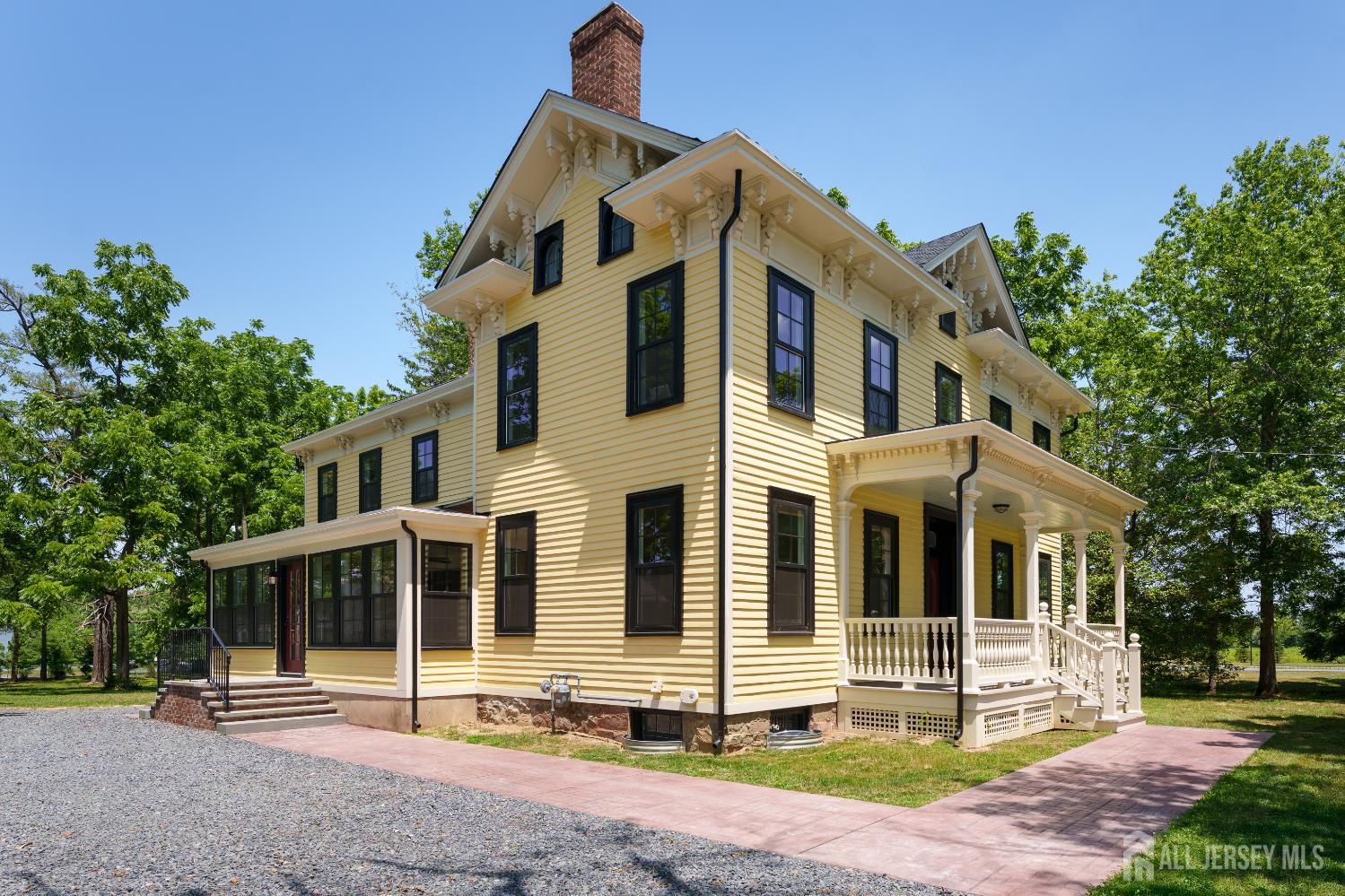 784 Ridge Rd, North Brunswick, NJ 08852
