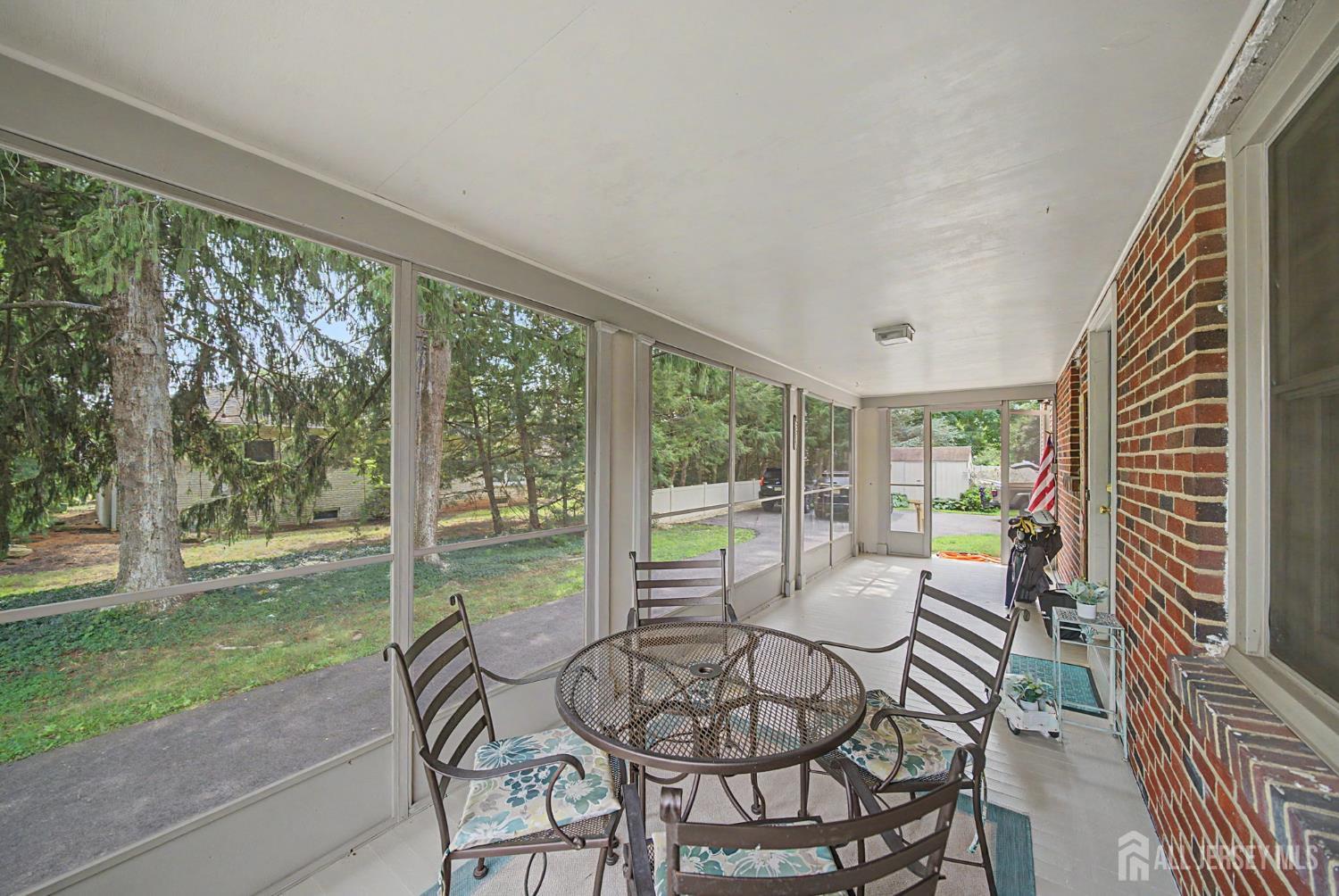 409 Ridge Rd, North Brunswick, NJ 08810 photo