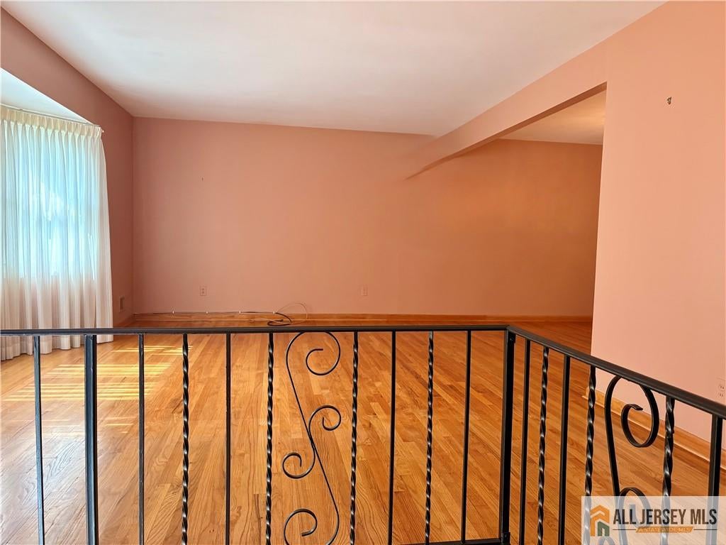 35 Wellington Rd, East Brunswick, NJ 08816 photo