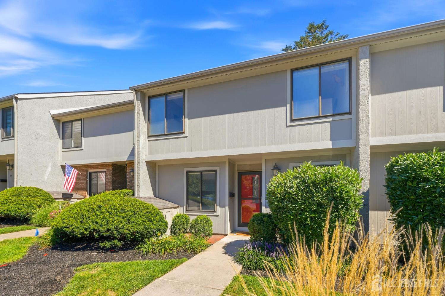 37 Irongate, Metuchen, NJ 08840 photo