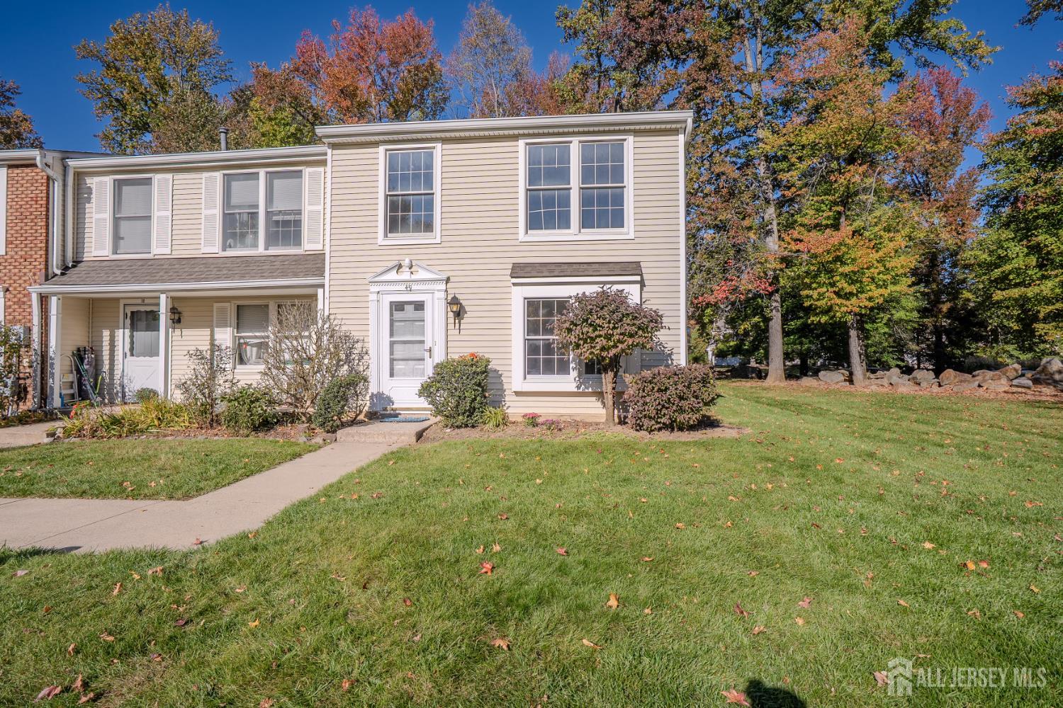 49 Cottonwood Ct, North Brunswick, NJ 08852