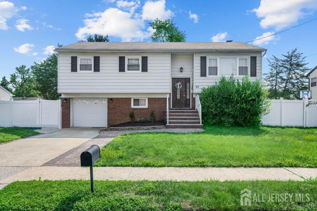 42 Shirley Blvd, Old Bridge, NJ 08857 photo