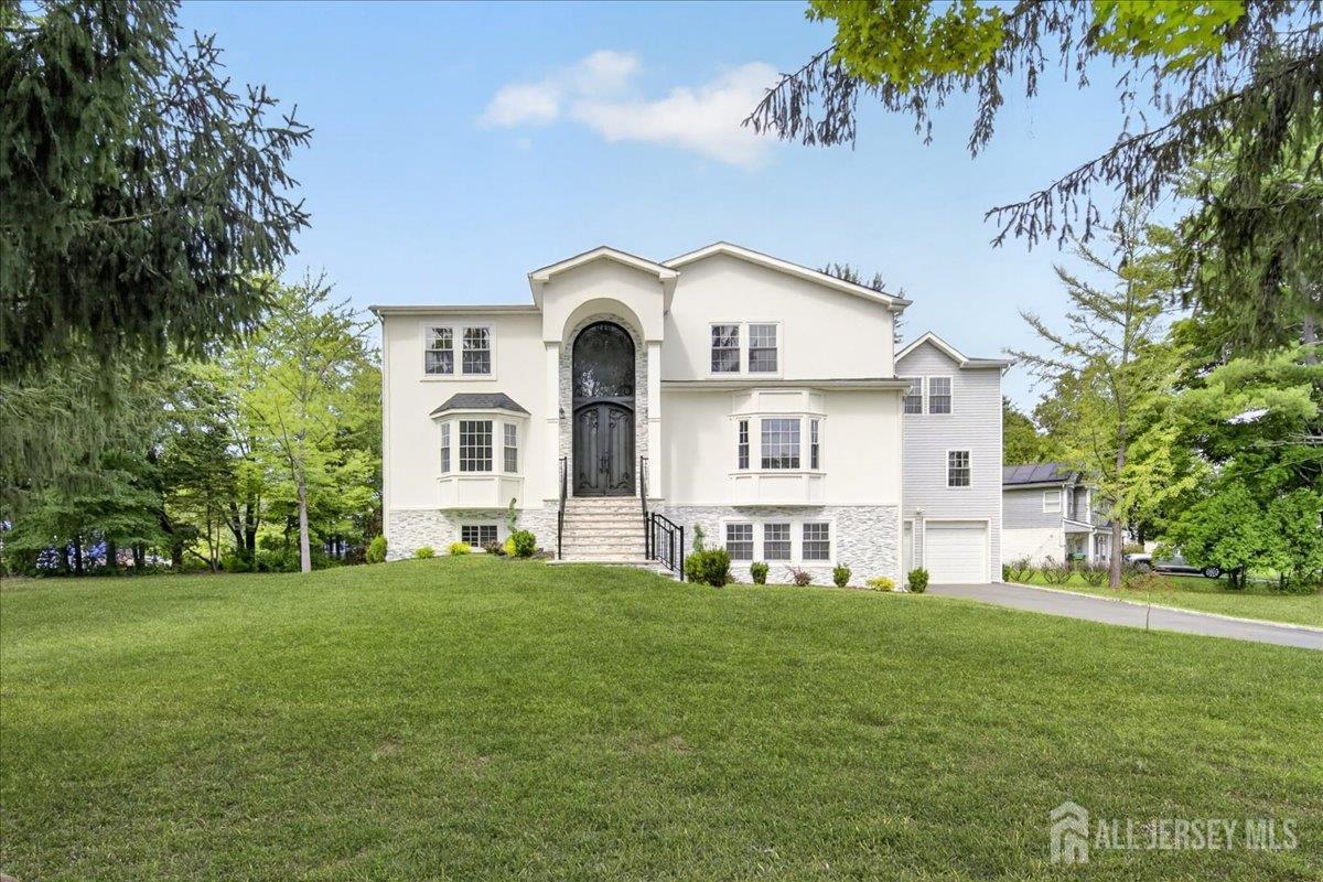 22 Mary Ellen Dr, Edison, NJ 08820