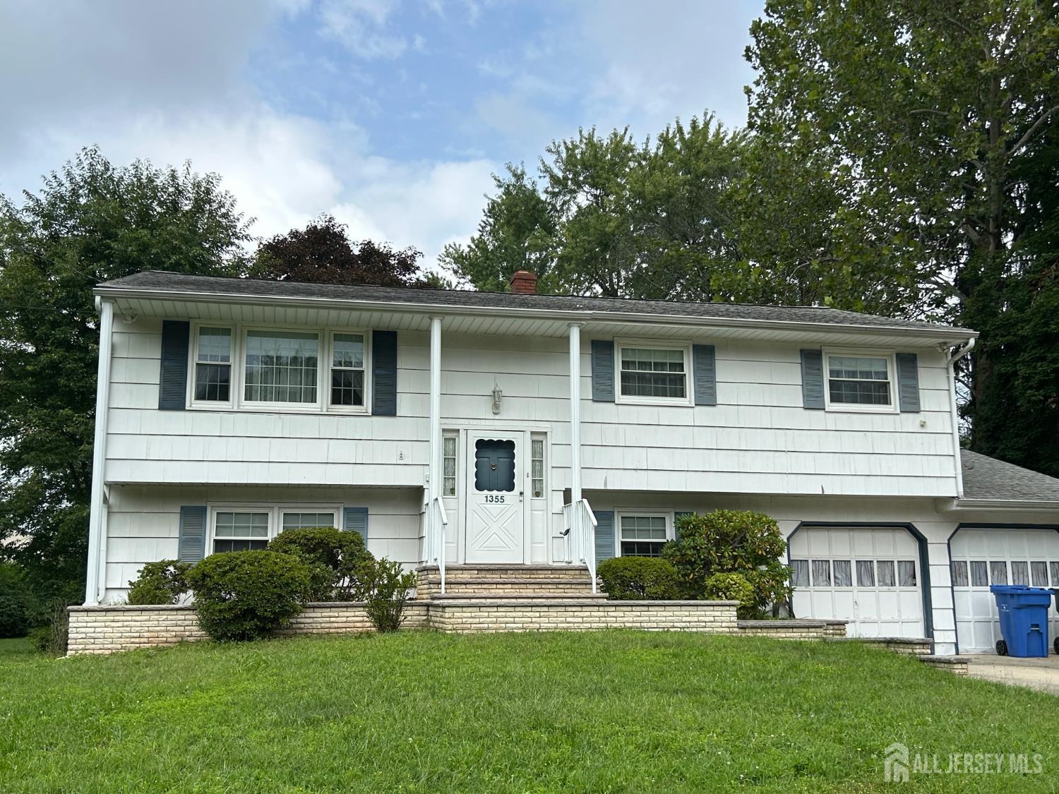 1355 Joseph St, North Brunswick, NJ 08902