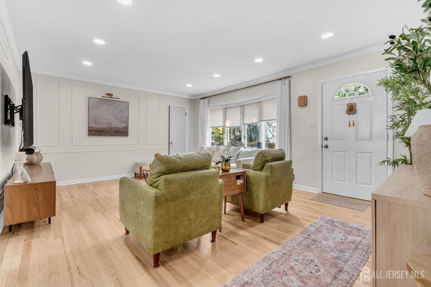 77 Michael Rd, Spotswood, NJ 08884 photo