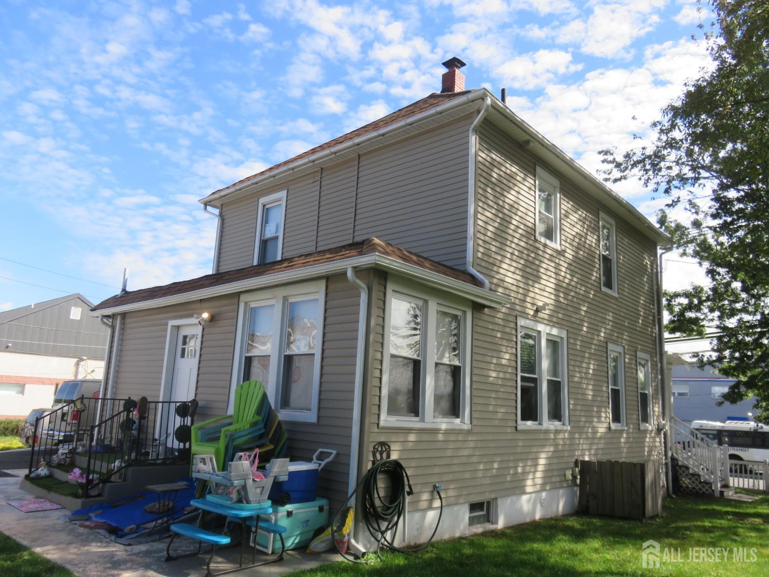 687 Somerset St, Franklin Twsp, NJ 08873 photo