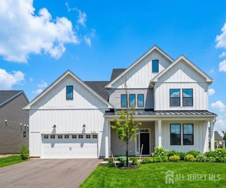 2 Evelyn Ct, Cranbury, NJ 08512