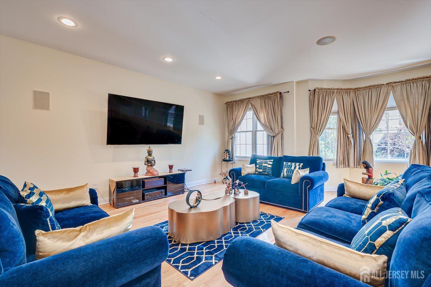 18 Lincoln Ave, Highland Park, NJ 08904 photo