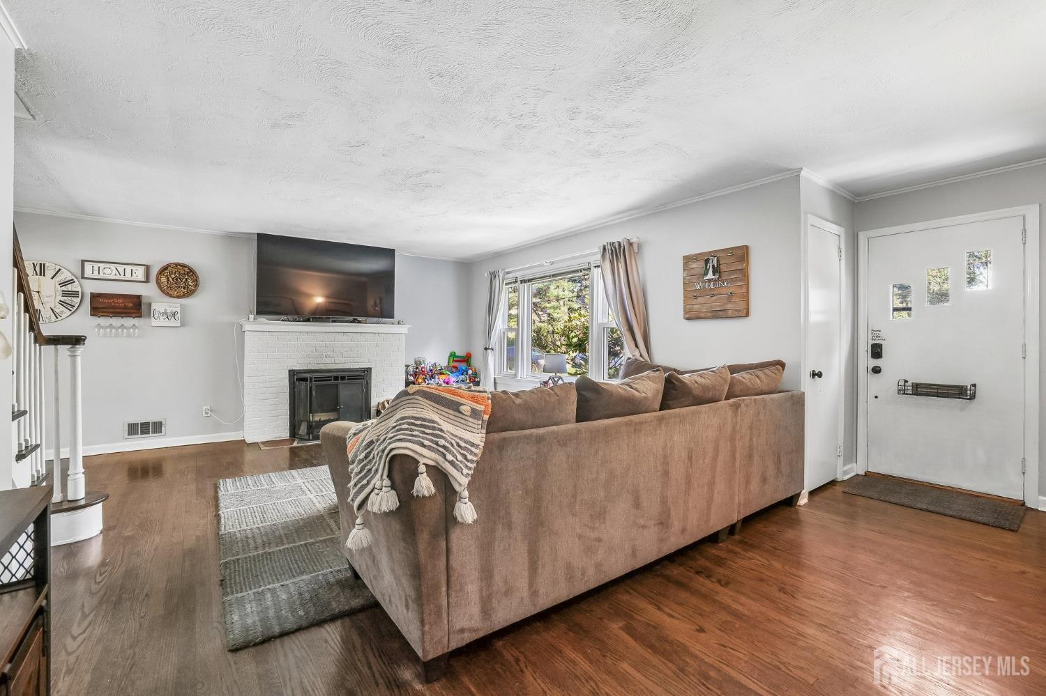 695 Wadsworth Ave, South Plainfield, NJ 07080 photo
