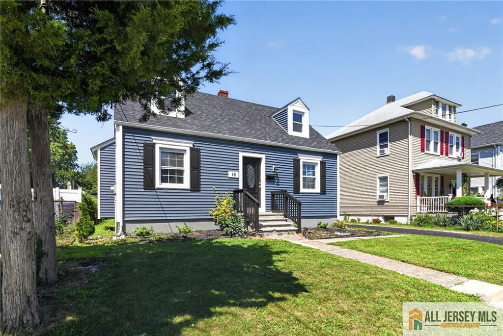 16 Oakwood Pl, North Brunswick, NJ 08902 photo