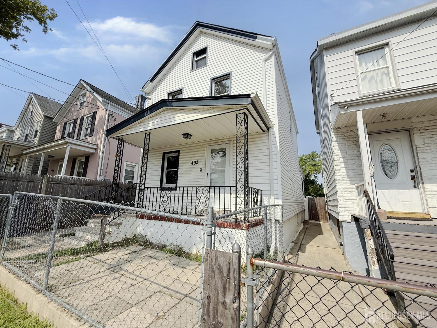 493 Miller St, Perth Amboy, NJ 08861 photo