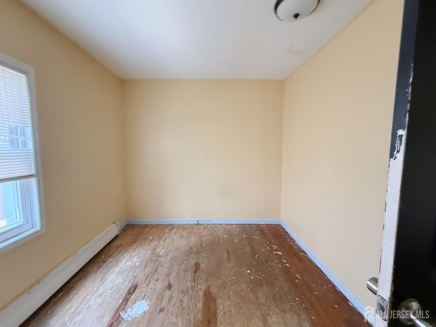 493 Miller St, Perth Amboy, NJ 08861 photo