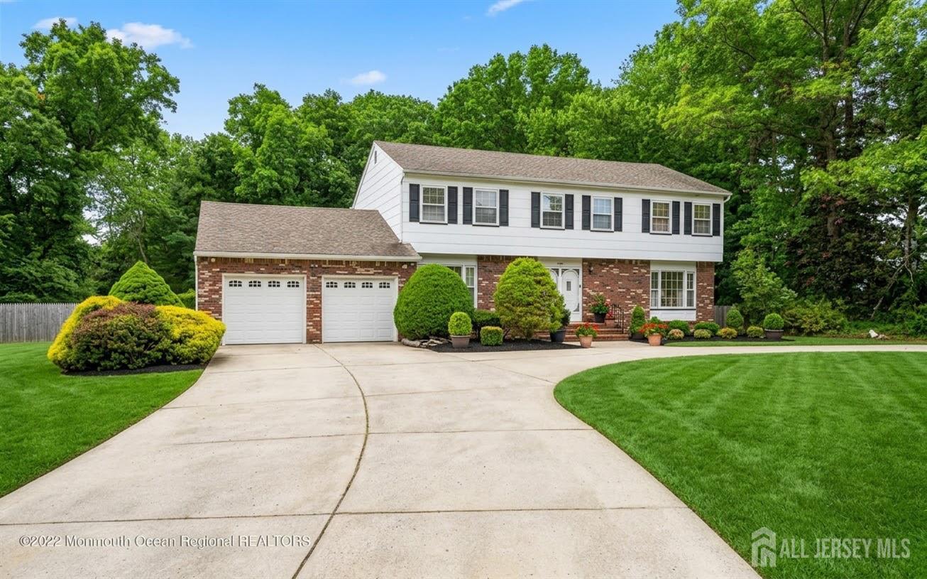 7 Porsche Dr, Old Bridge, NJ 07747
