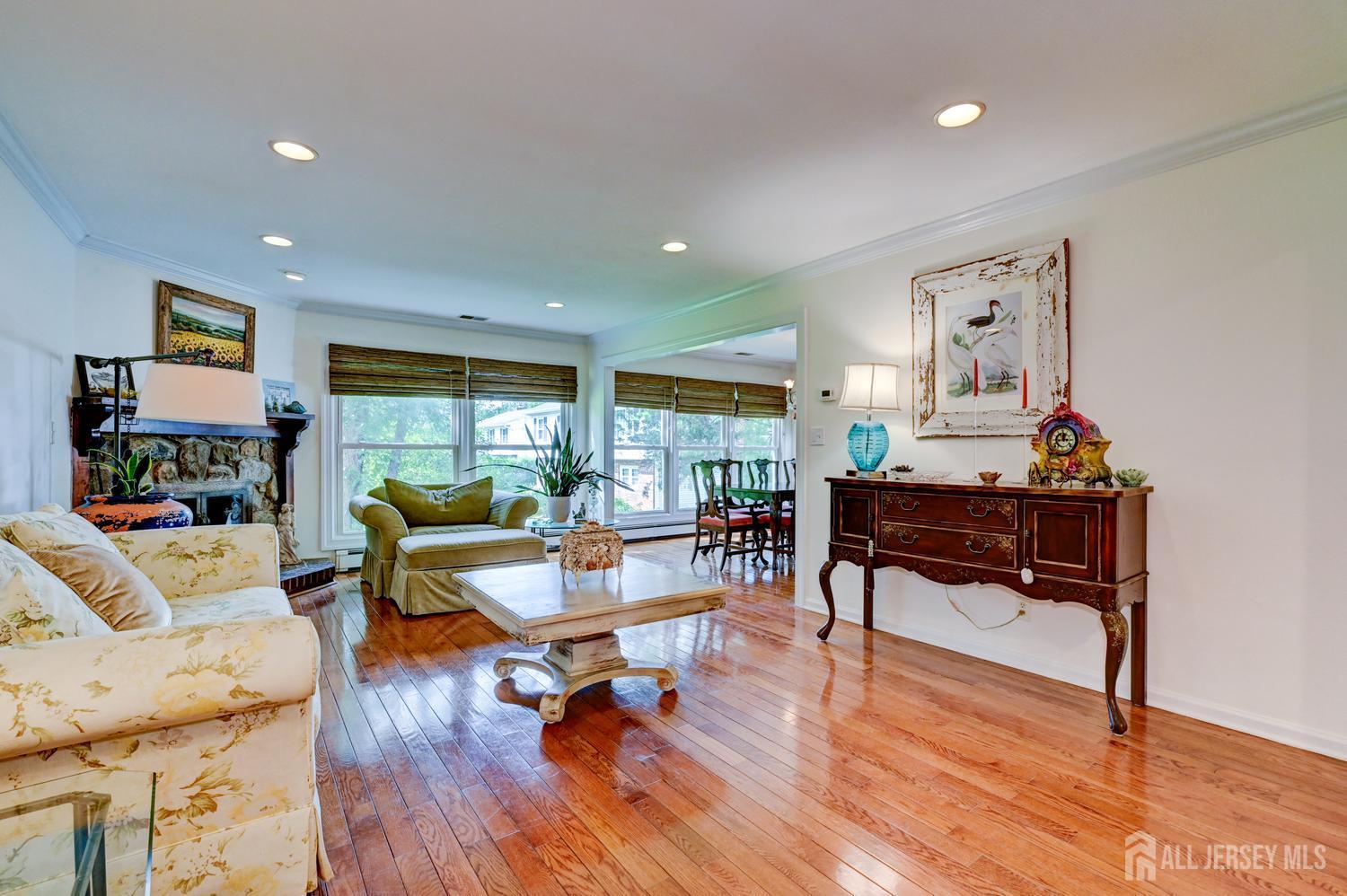 29 1st, Franklin, NJ 08873 photo