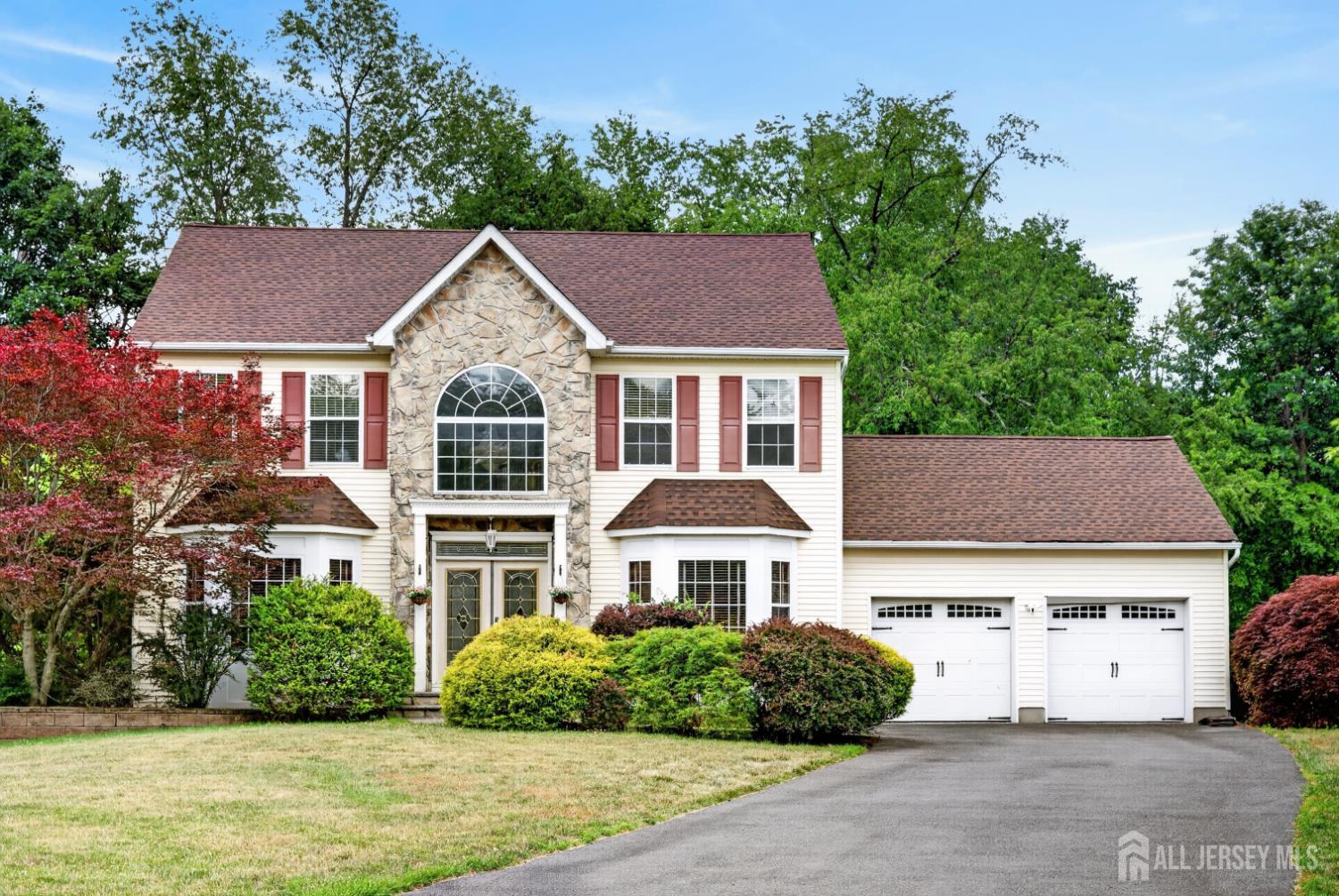 10 Whispering Pines Way, Piscataway, NJ 08854 photo
