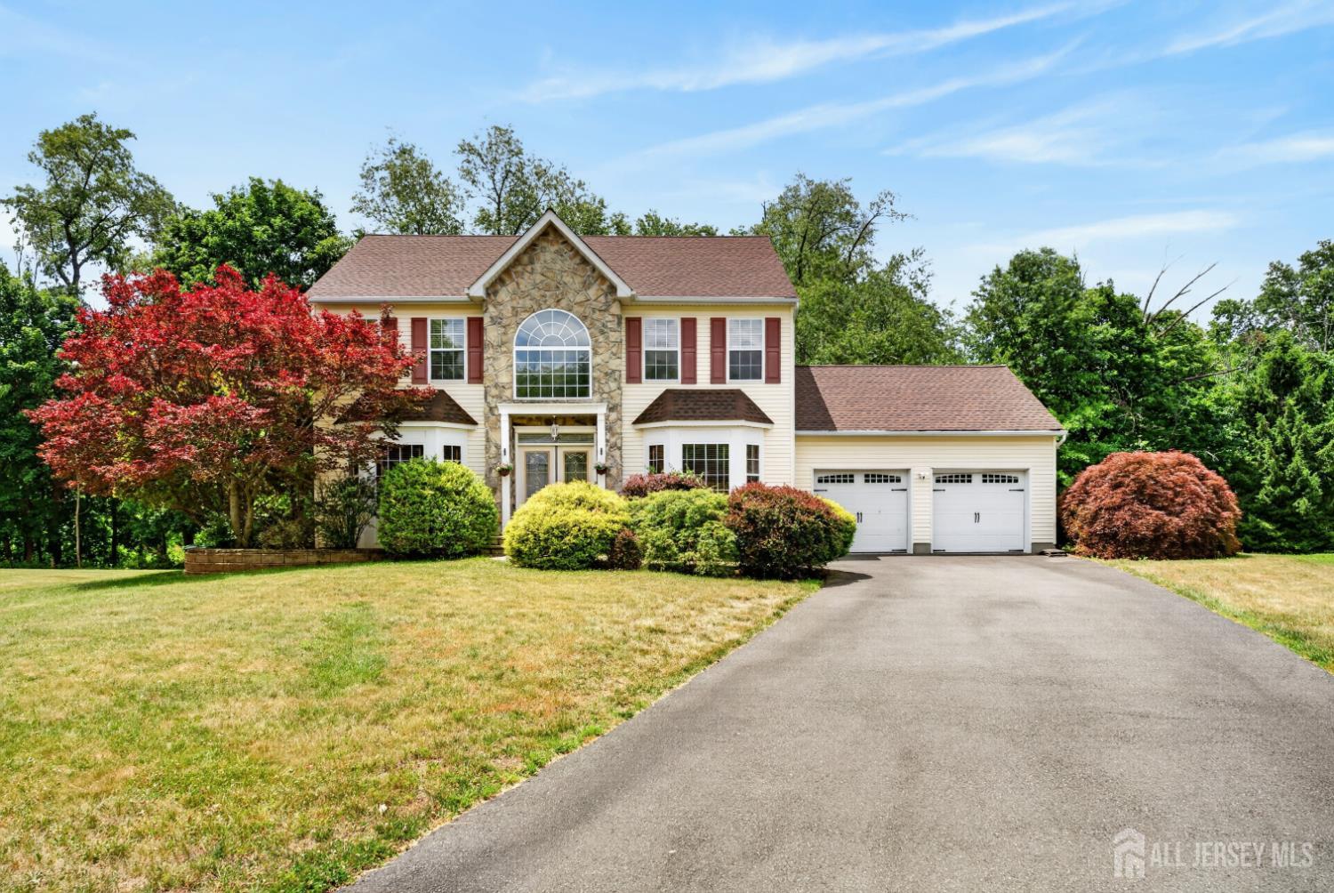 10 Whispering Pines Way, Piscataway, NJ 08854 photo
