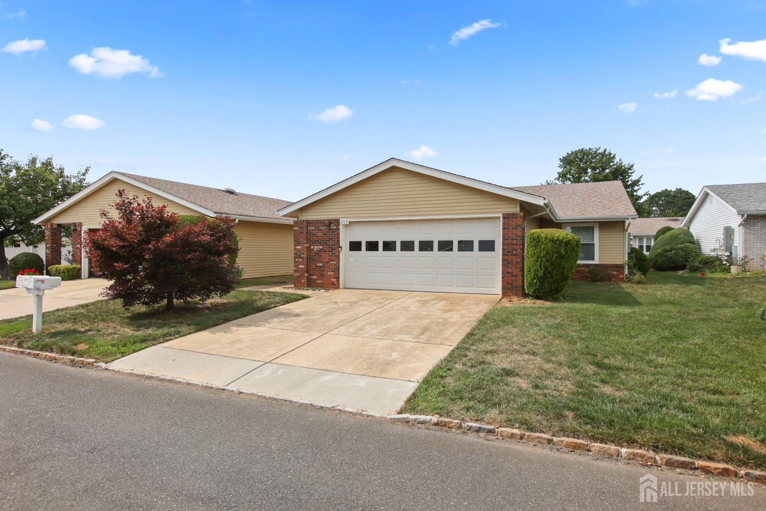 316 B Jutland Dr, Monroe, NJ 08831