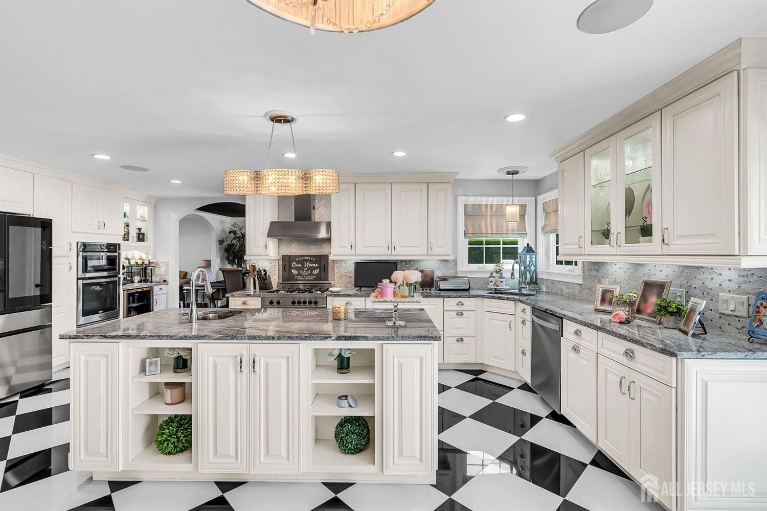 9 Zaleski Dr, Sayreville, NJ 08872 photo