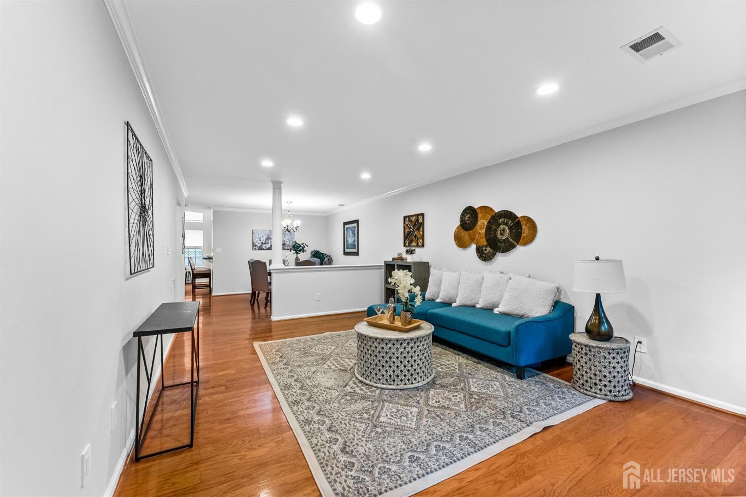 6 Windsong Cir, East Brunswick, NJ 08816 photo