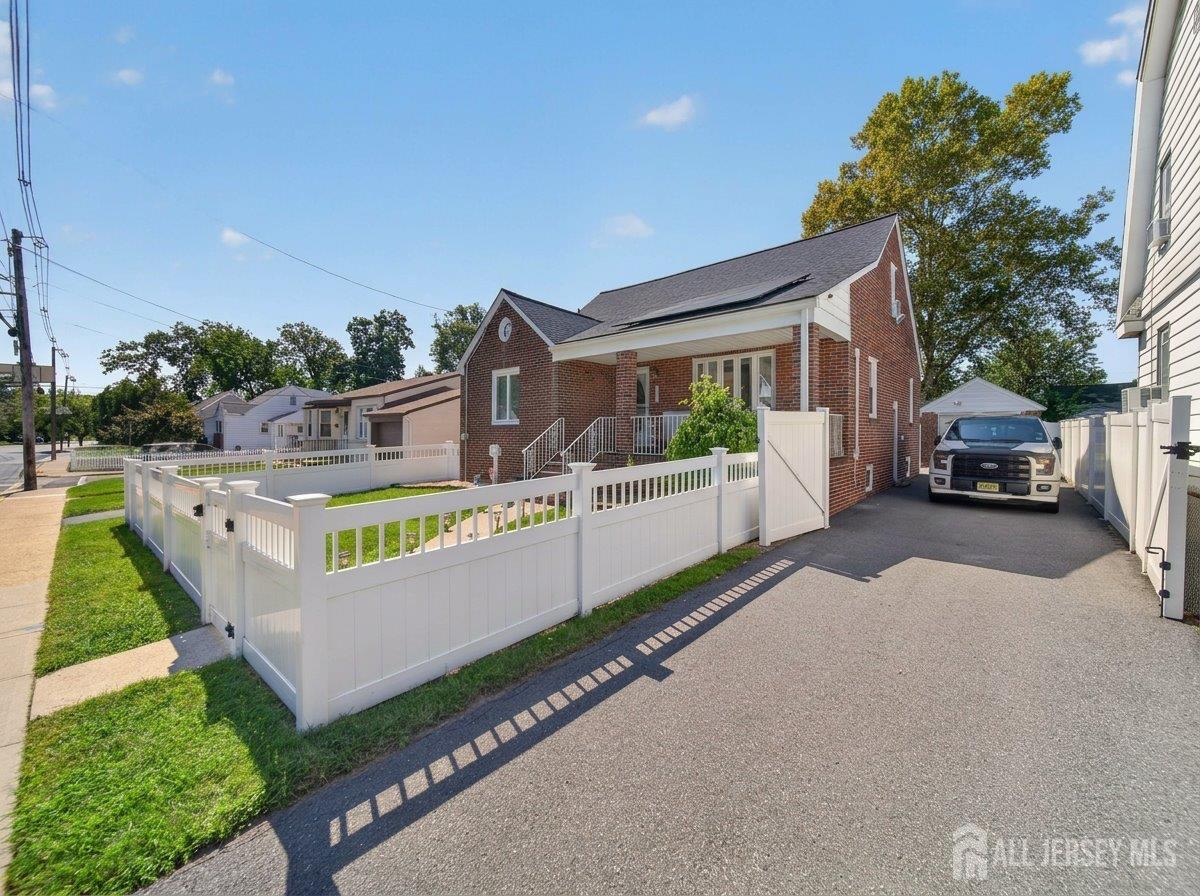 173 Liberty St, Fords, NJ 08863 photo