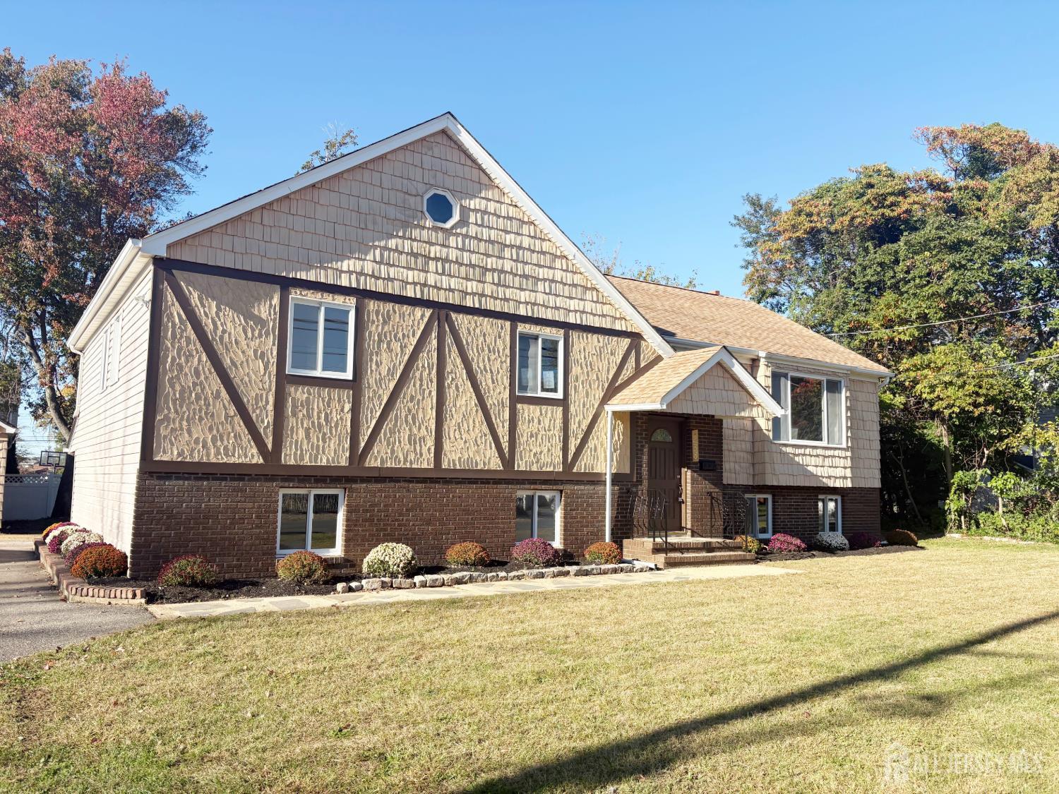 238 Raritan Blvd, Old Bridge, NJ 07735