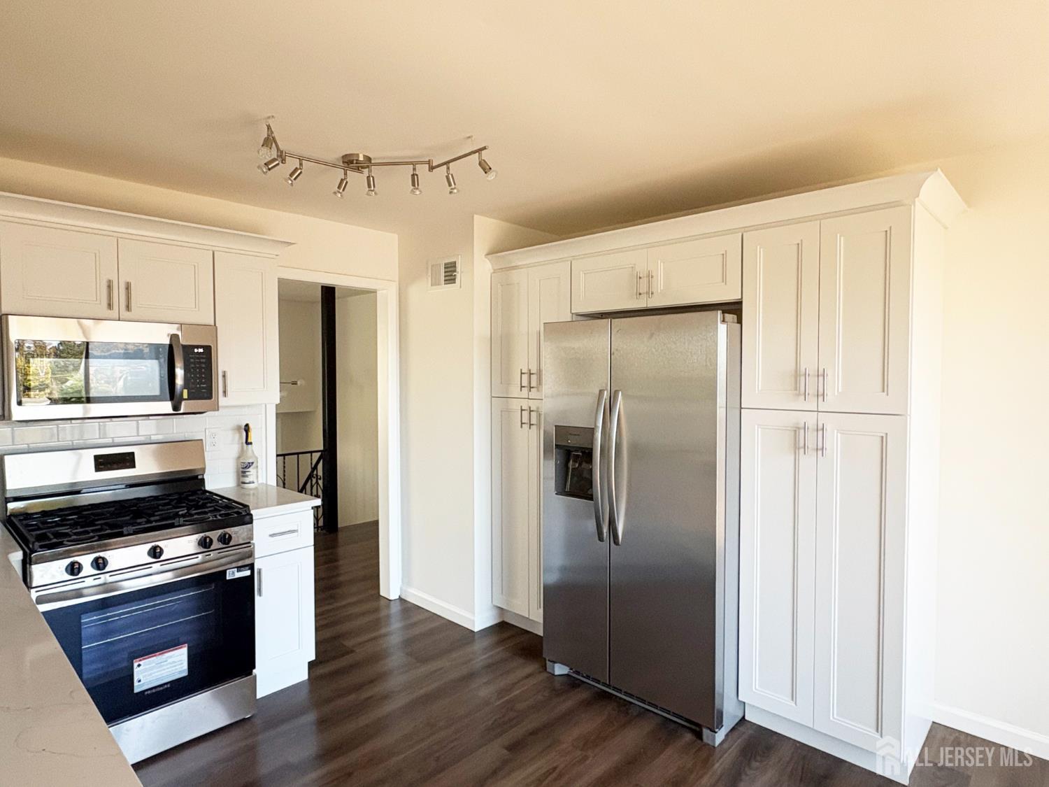 238 Raritan Blvd, Old Bridge, NJ 07735 photo