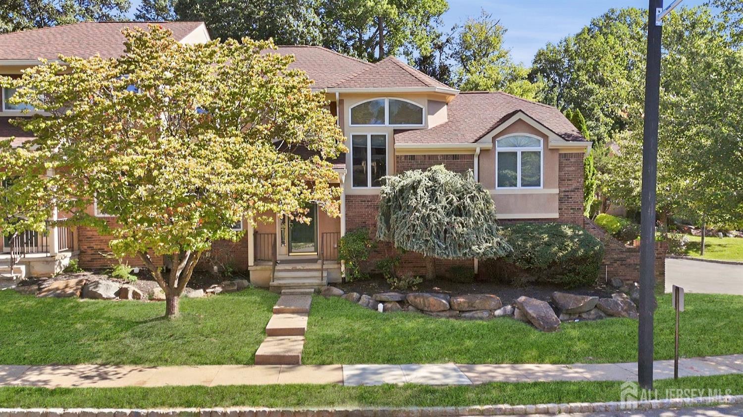 118 Kingsland Cir, North Brunswick, NJ 08852 photo