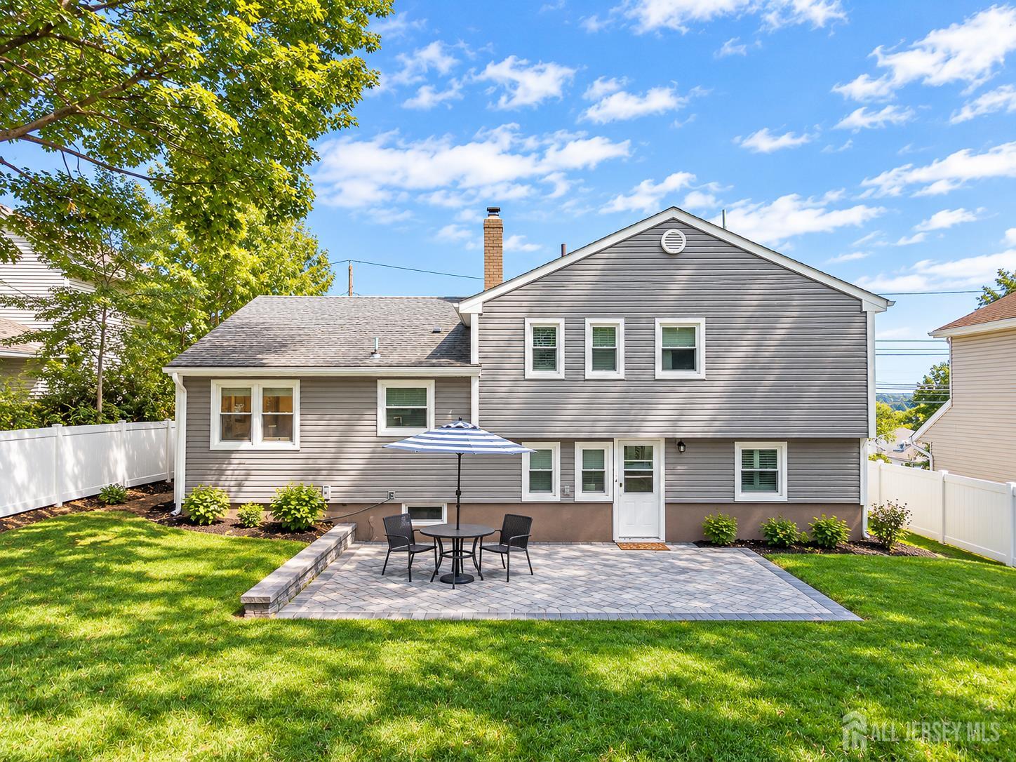 35 Bender Dr, Clifton, NJ 07013 photo