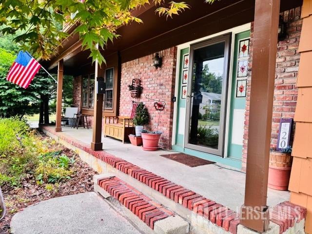20 Tracey Dr, Milltown, NJ 08850 photo