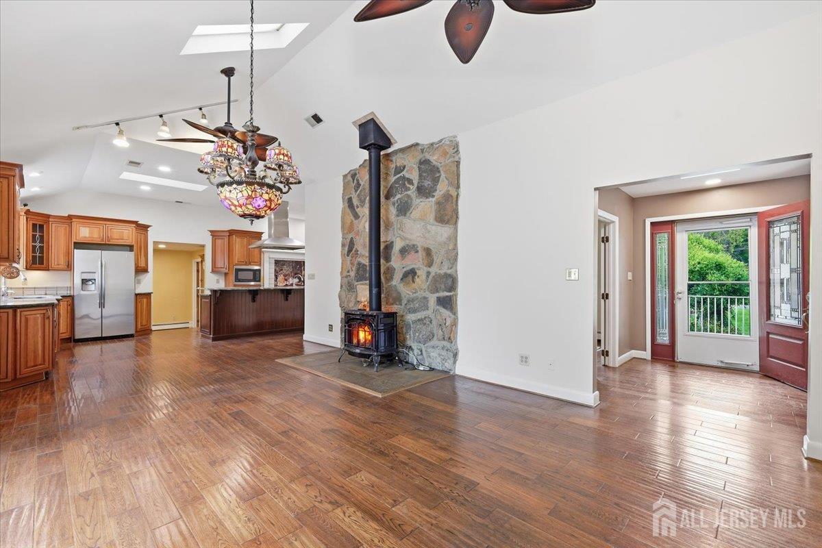 108 Lynch St, Franklin, NJ 08873 photo
