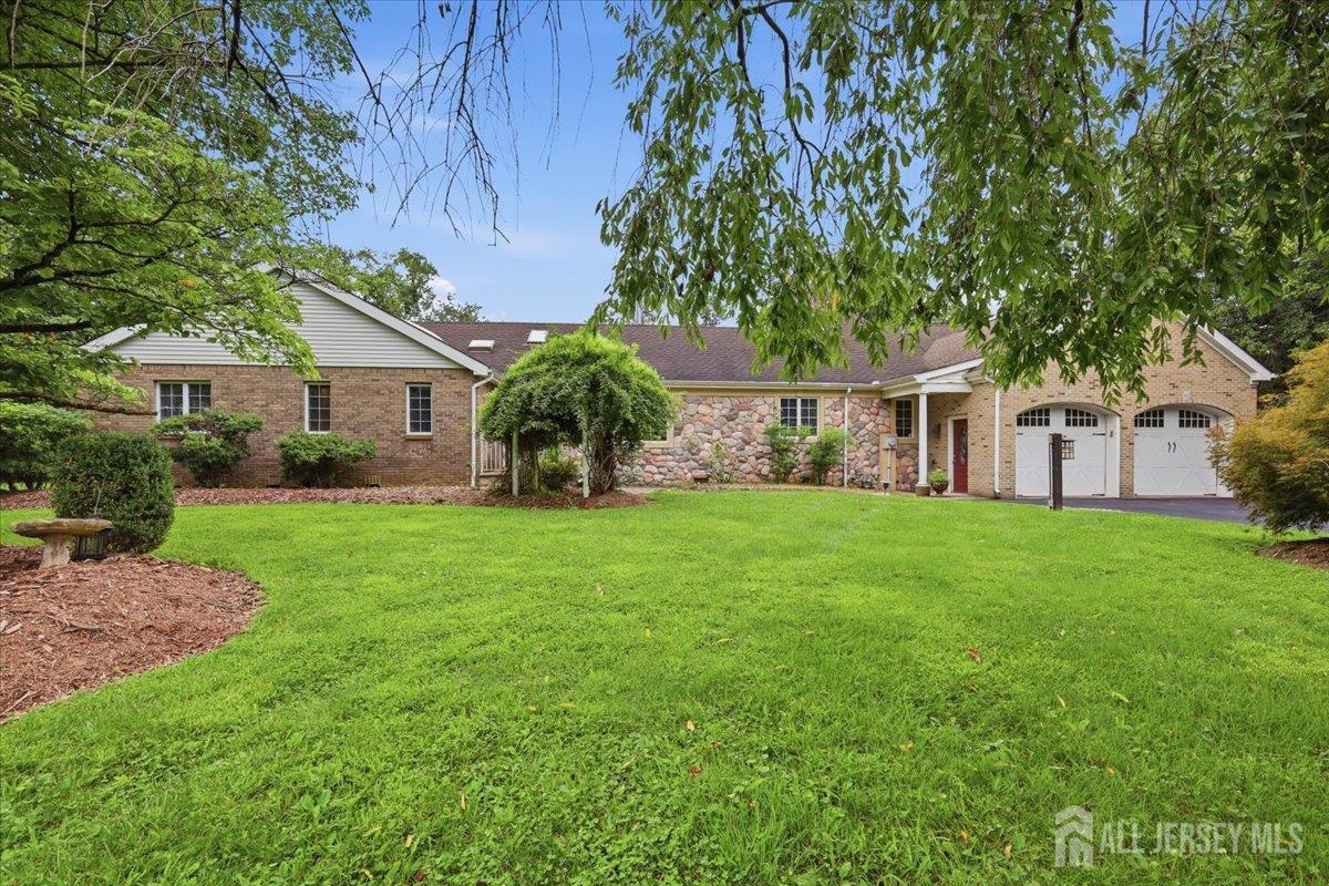108 Lynch St, Franklin, NJ 08873