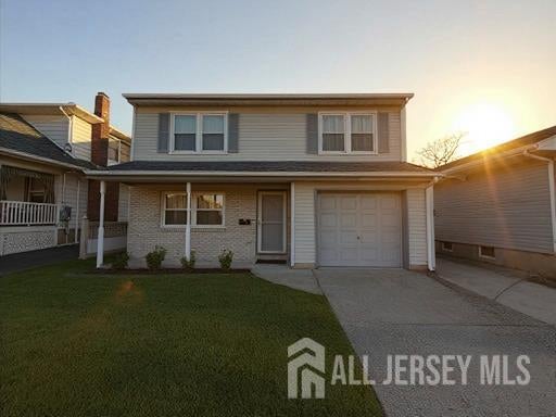45 Pine St, Keyport, NJ 07735