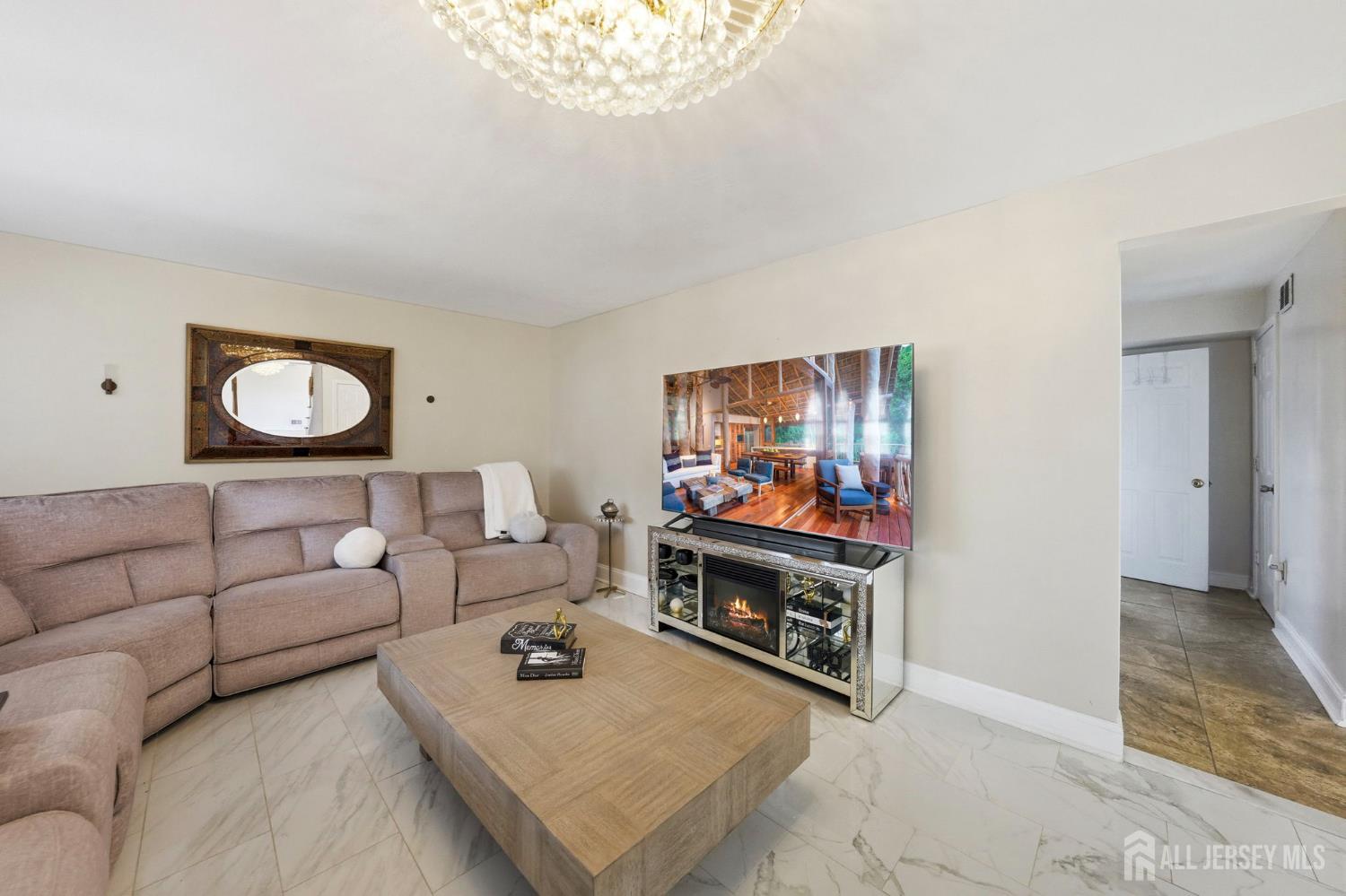 1351 Suwanee Dr, North Brunswick, NJ 08902 photo