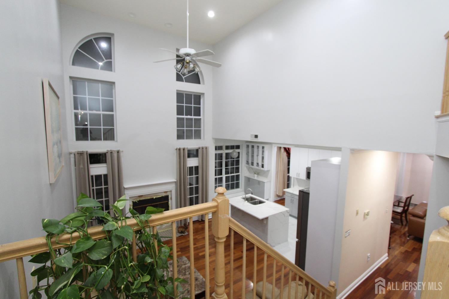 90 Marion Dr, Plainsboro, NJ 08536