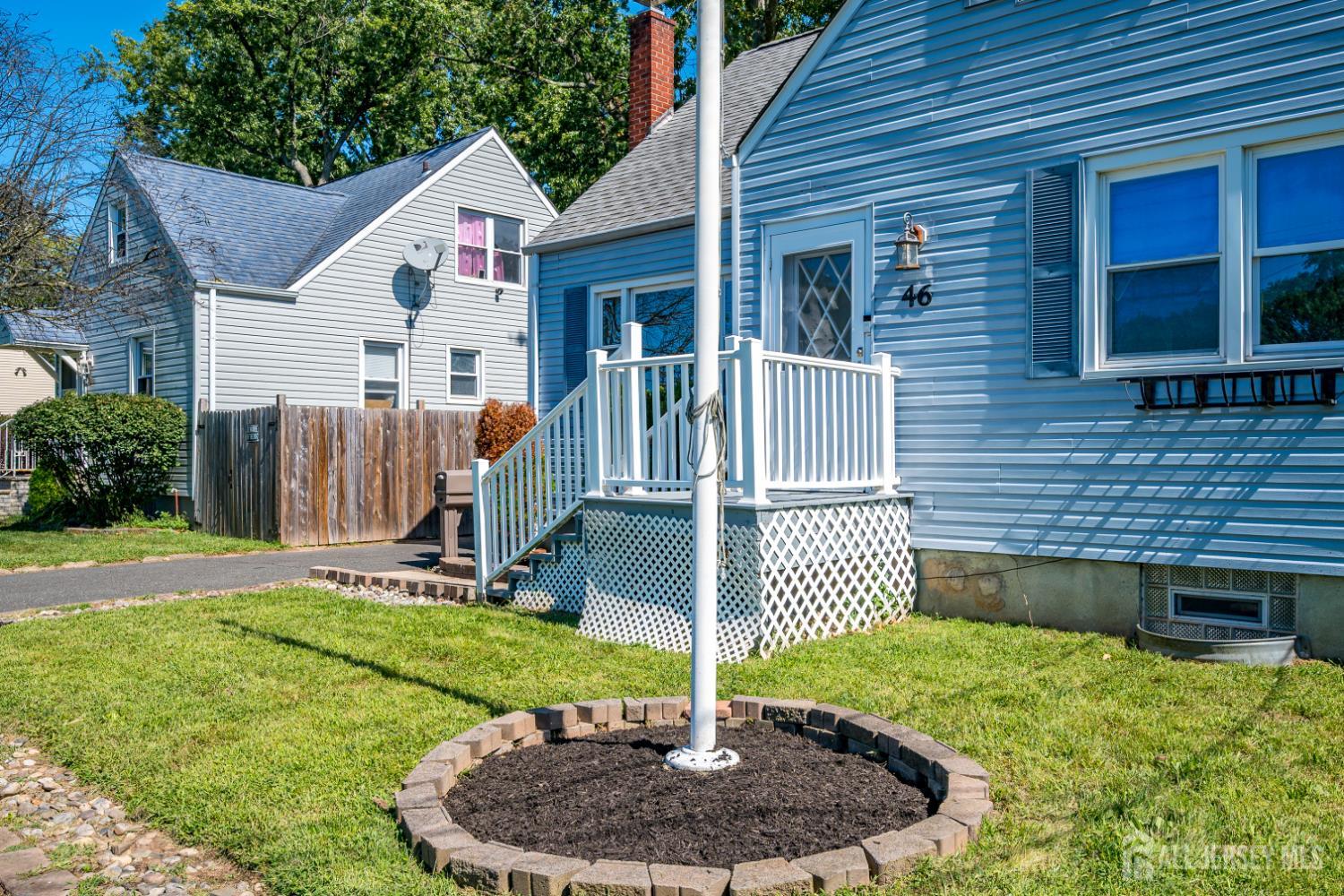 46 Elmwood Ave, Edison, NJ 08837 photo