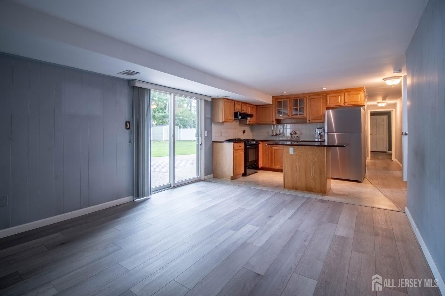 29 Tompkins Rd, East Brunswick, NJ 08816 photo