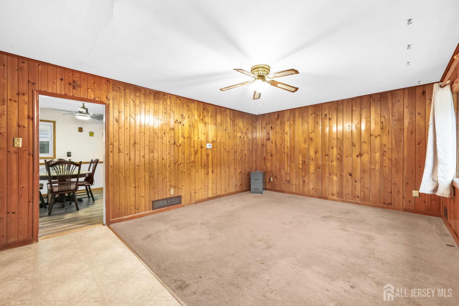 12 Gover Ct, Spotswood, NJ 08884 photo