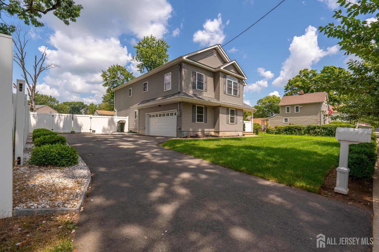 1718 W 4th St, Piscataway, NJ 08854 photo