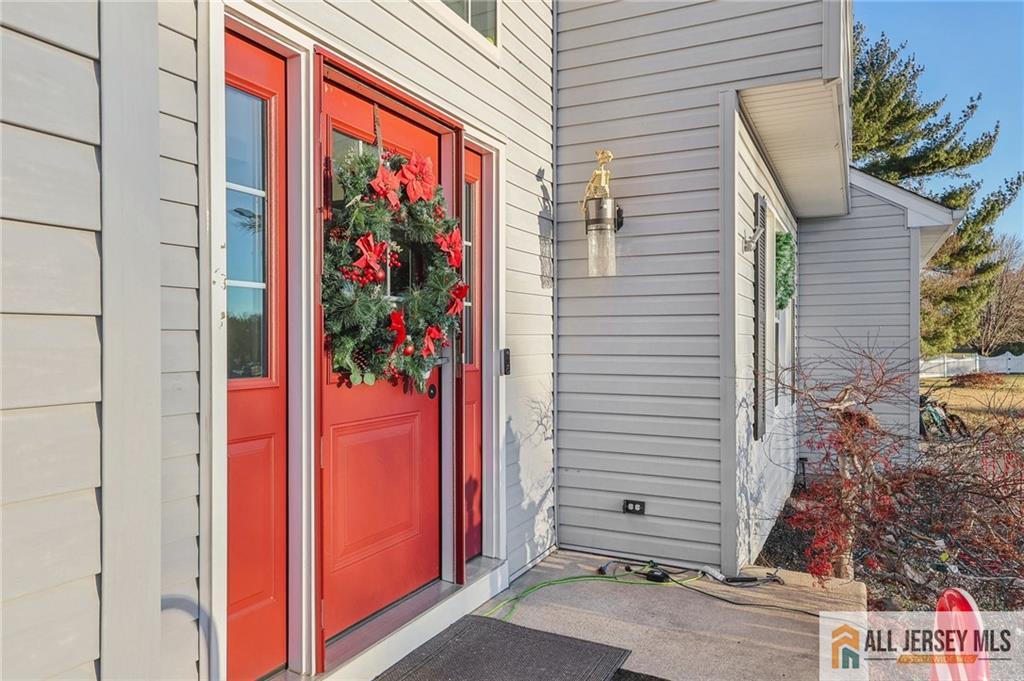 321 Snowgoose Ln, Harrison, NJ 08062 photo