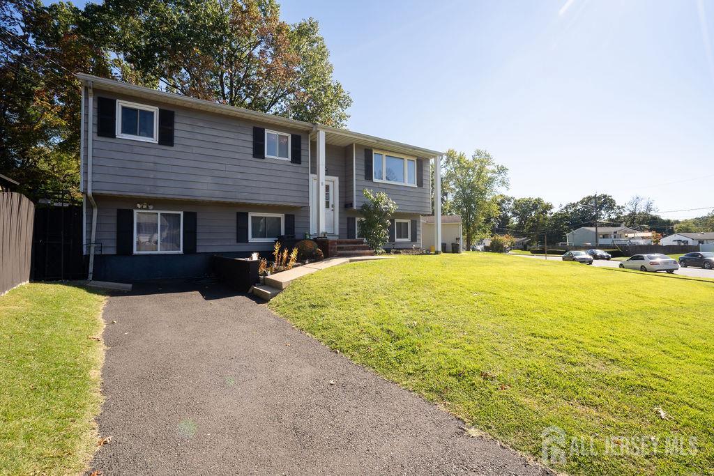 5 Stanley Rd, East Brunswick, NJ 08816 photo
