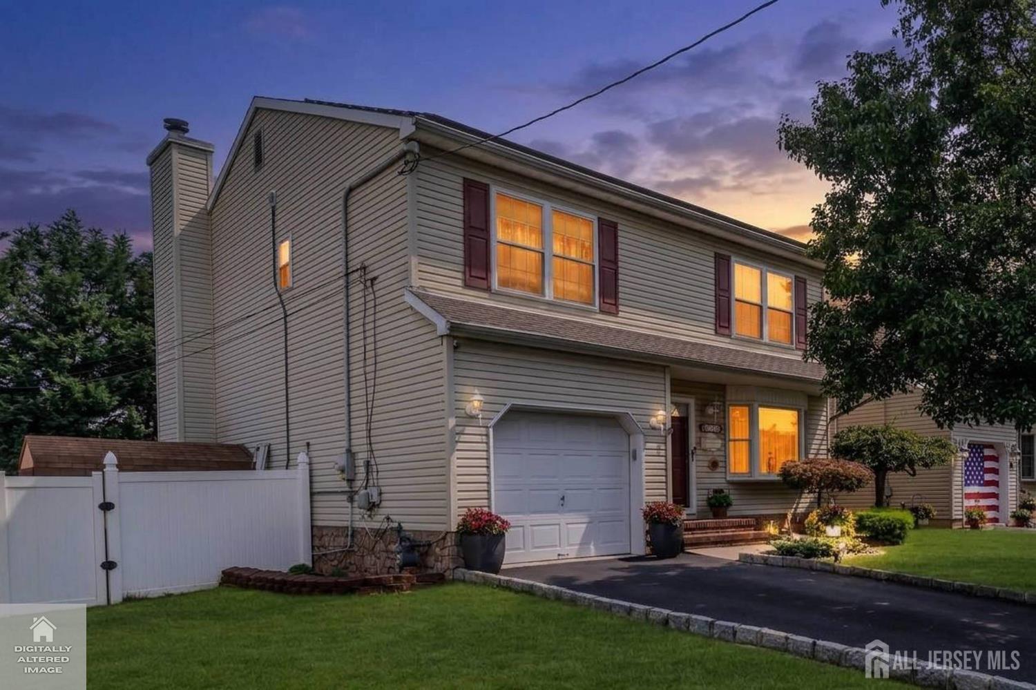 266 Thomas St, Woodbridge Proper, NJ 07095