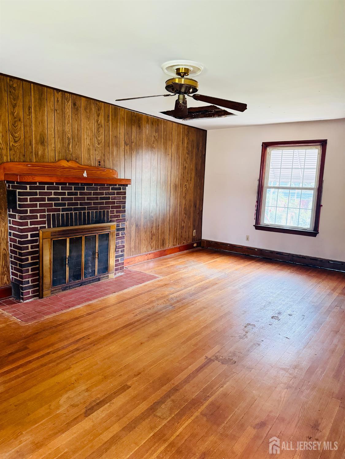 7 Winkler Rd, Sayreville, NJ 08872 photo