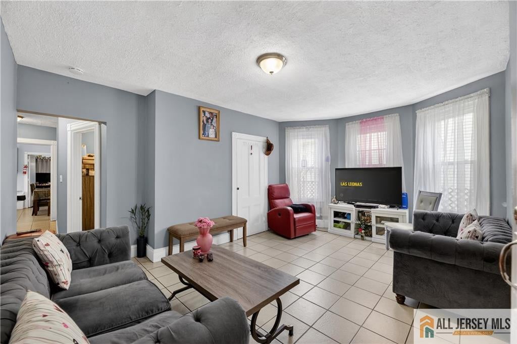 267 Townsend St, New Brunswick, NJ 08901 photo