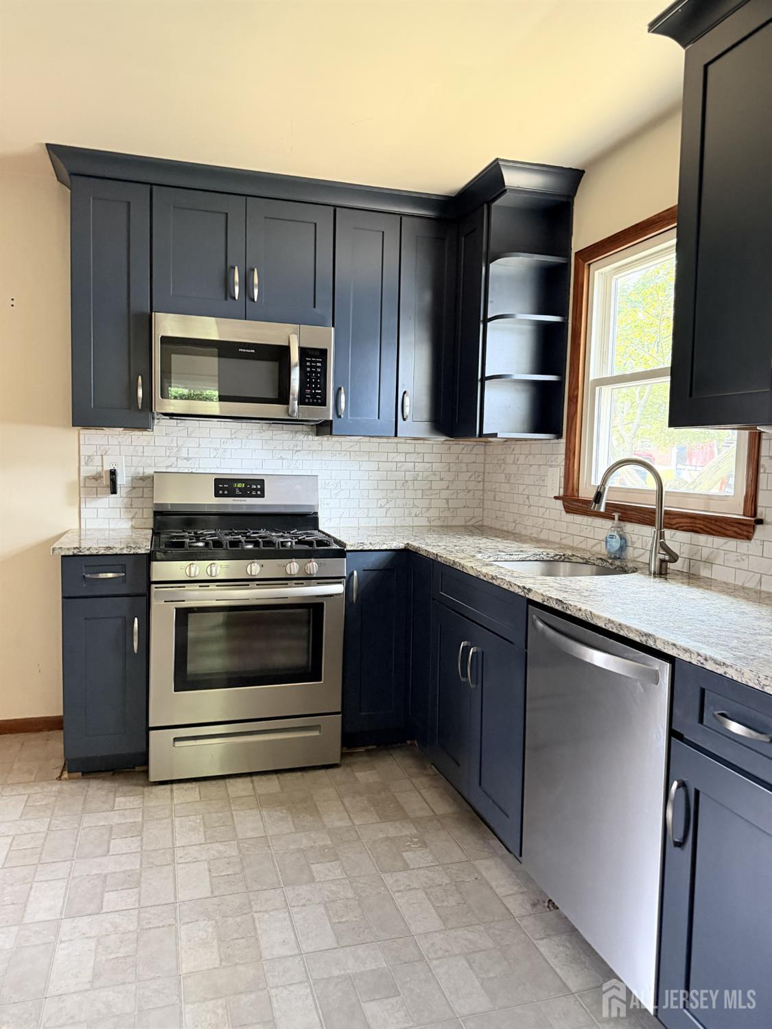 109 Barnard St, Highland Park, NJ 08904 photo