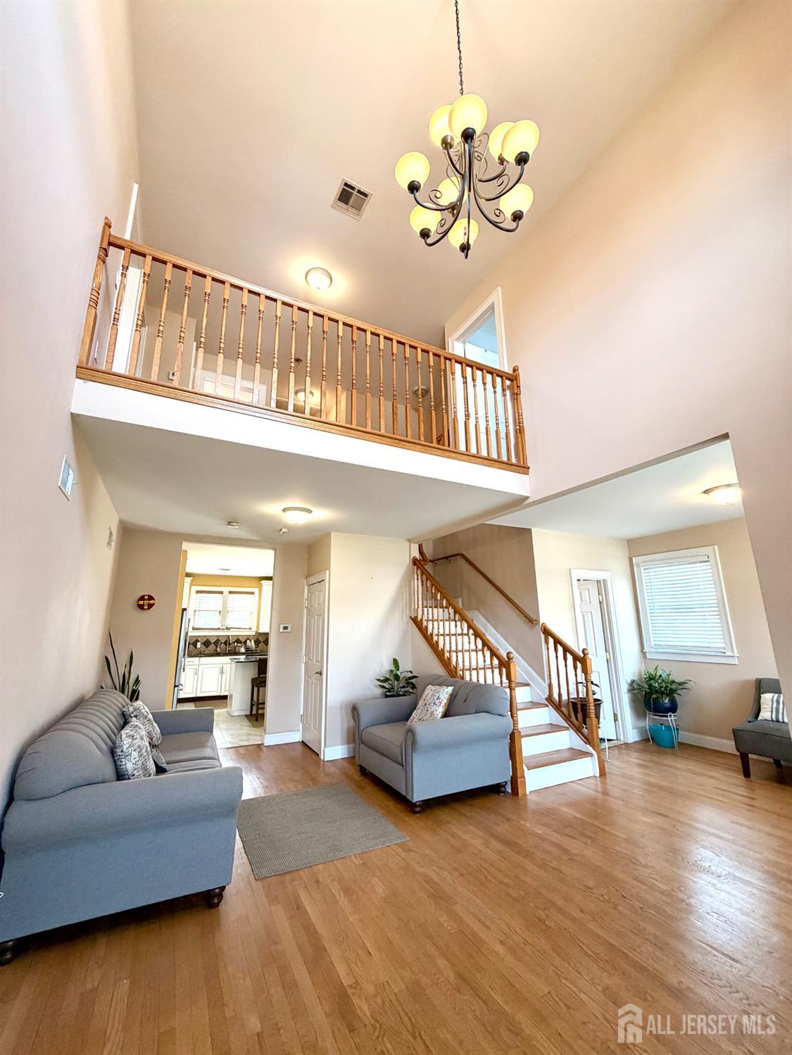 33 Livingston Ave, Avenel, NJ 07001 photo