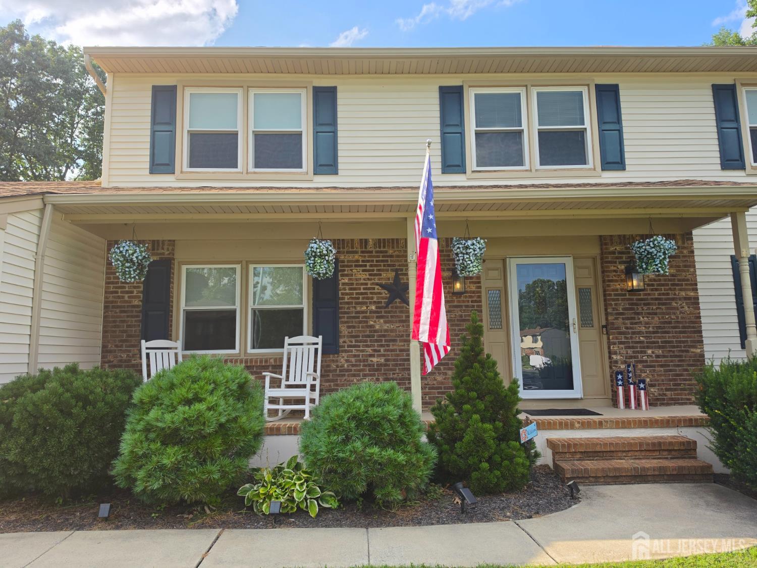 16 Glynn Ct, Parlin, NJ 08859 photo