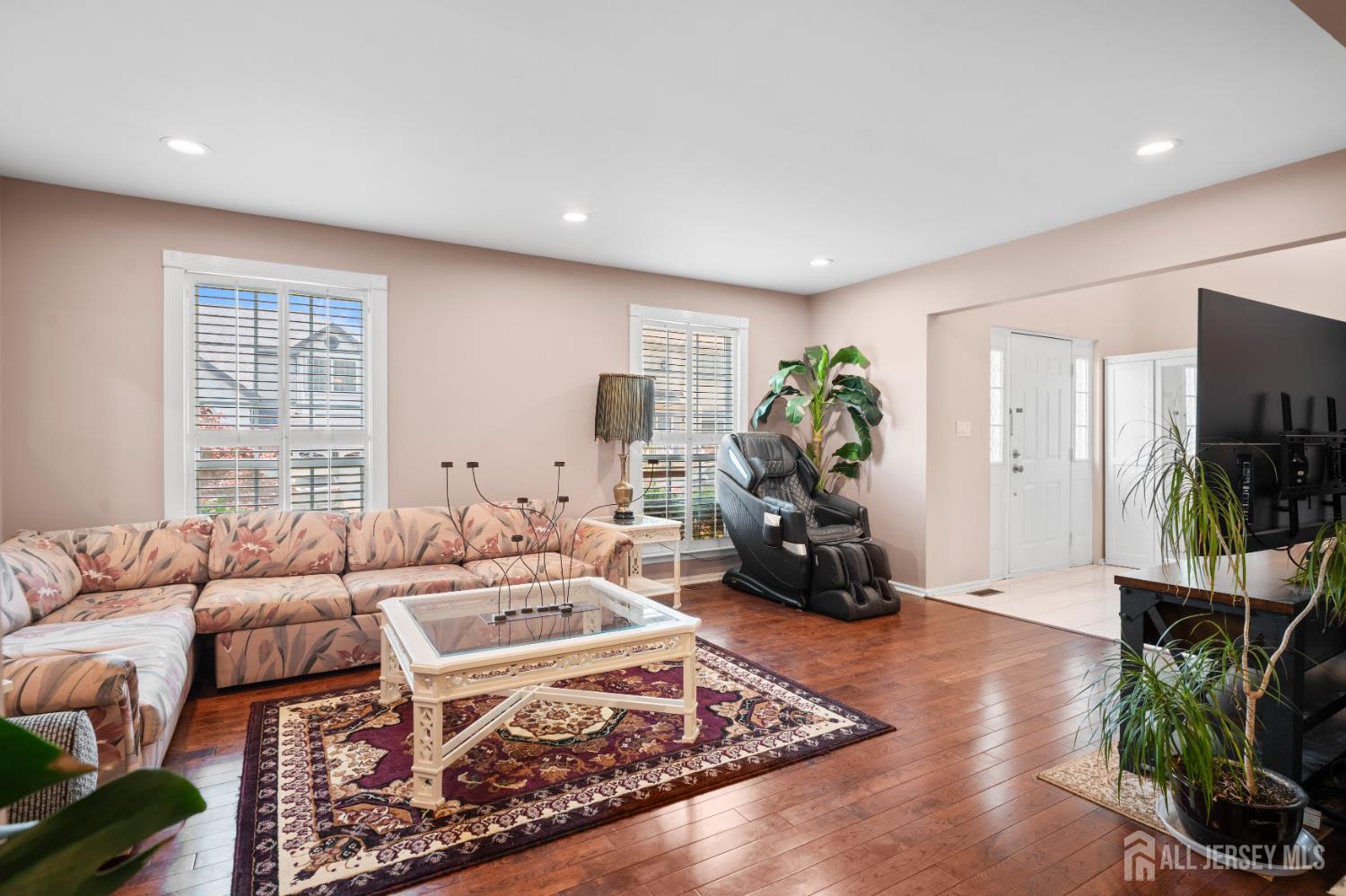 23 Aldingham Cir, East Brunswick, NJ 08816 photo