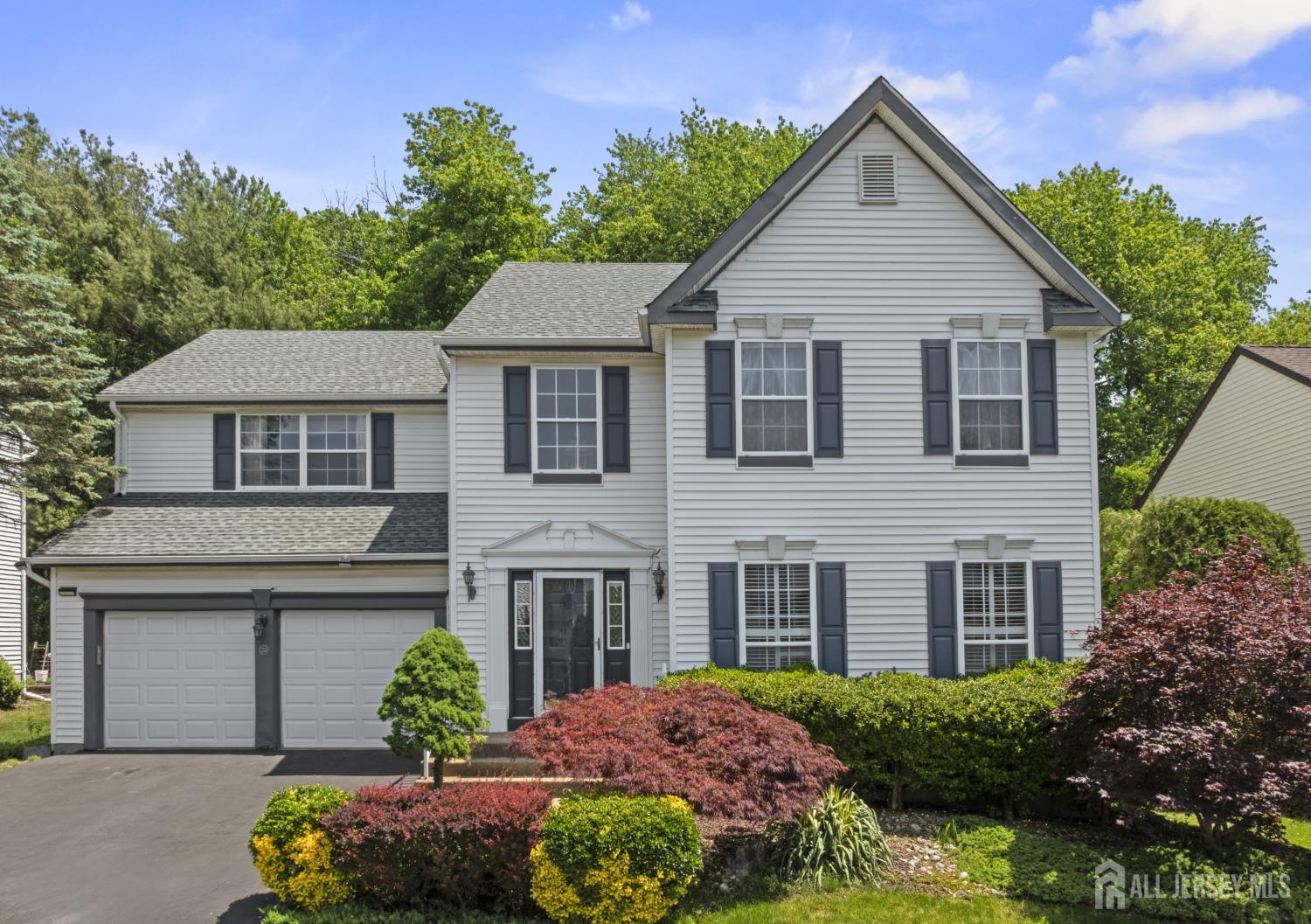 23 Aldingham Cir, East Brunswick, NJ 08816