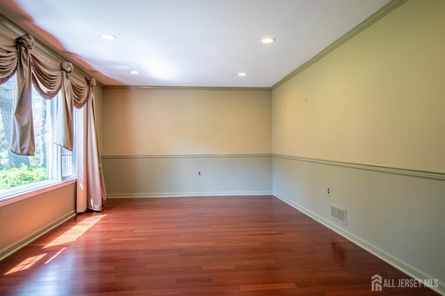142 Monmouth Rd, Monroe, NJ 08831 photo